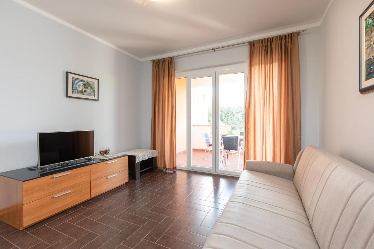Apartments Bella Vista Krk Town Exterior photo