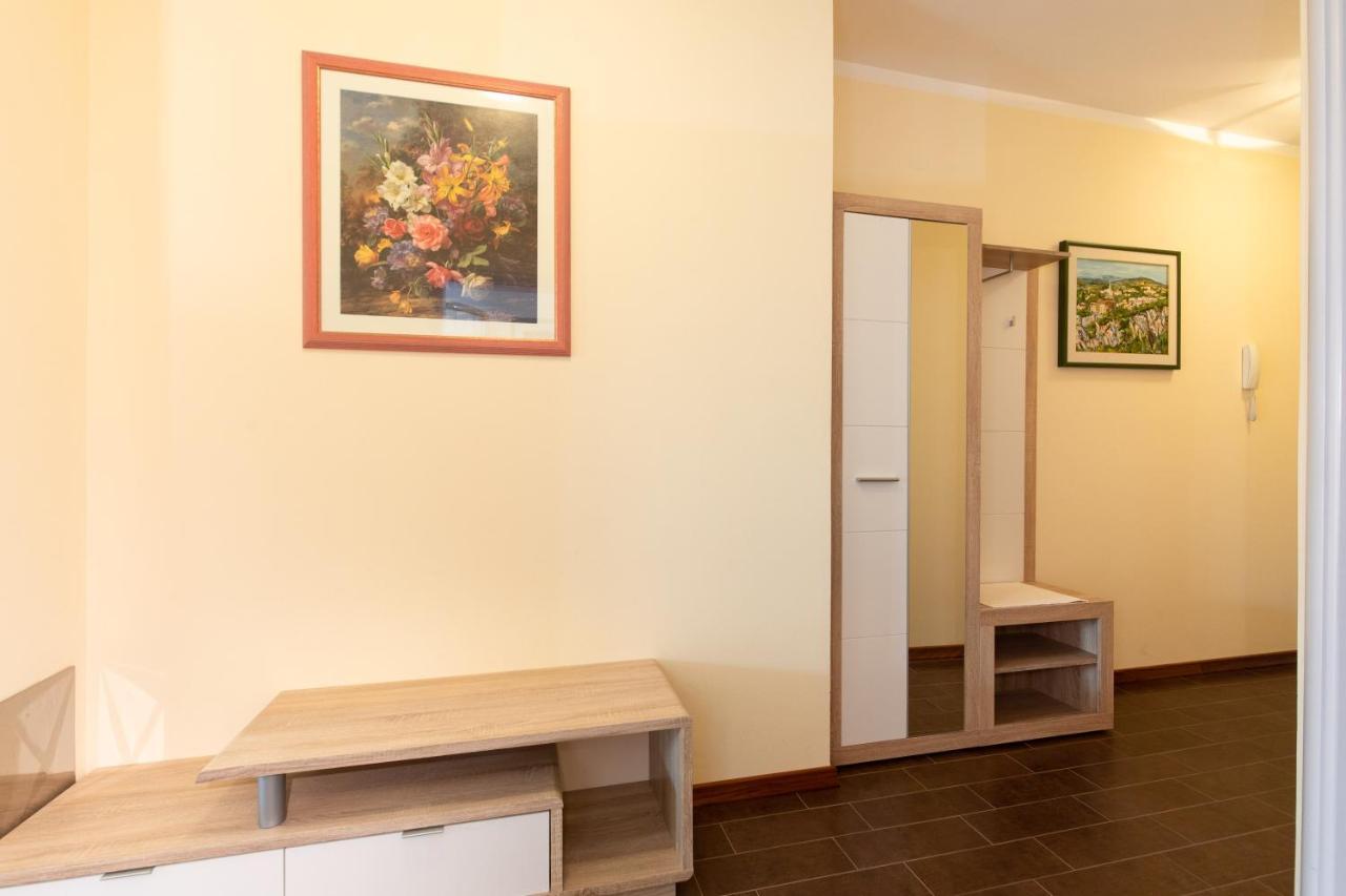 Apartments Bella Vista Krk Town Exterior photo