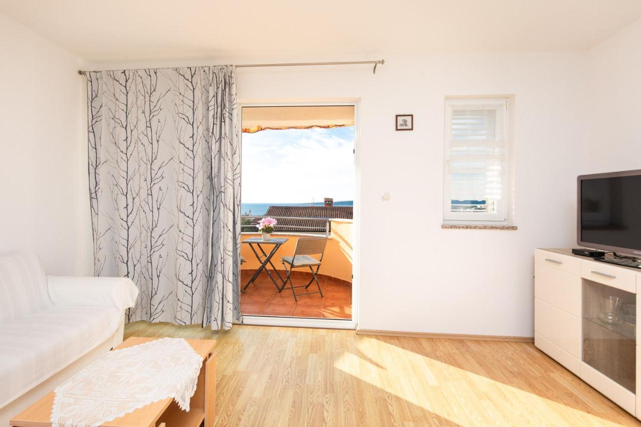Apartments Bella Vista Krk Town Exterior photo